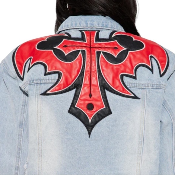 Fashion Nova Life Of Sin Faux Leather Patch Denim Jacket Light Wash Size XS - Picture 1 of 14